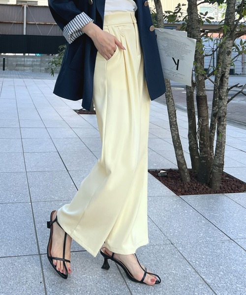 Futier land（フューティアランド）の「【4サイズ展開】大人しなやかの落ち感。ハイウエストツータックスラックス（スラックス・レディース・ブラック/ブラウン/グレー/ワインレッド/アイボリー/ライトパープル/ベージュ/ライトグレー/ライトピンク/ライトイエロー・MEDIUM/LARGE/SMALL/M-Short）」の19枚目の写真