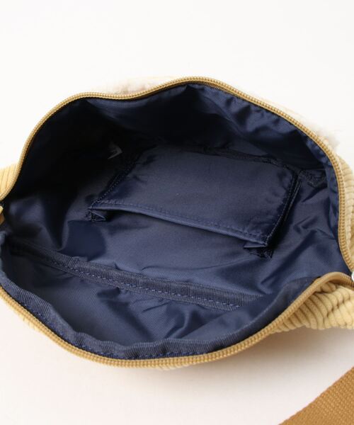 Champion(チャンピオン)の「Champion/チャンピオン ブリオ ボアウエストバッグ コーデュロイ 11343(ボディバッグ/ウエストポーチ・レディース・イエロー/アイボリー/グレー・FREE)」の5枚目の写真