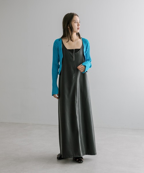 mystic（ミスティック）の「【サイズ展開あり】フェイクレザーキャミワンピース（ワンピース・レディース・ブラック/ライム/アイボリー・1/2）」の5枚目の写真