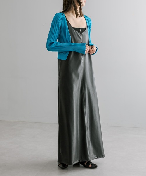 mystic（ミスティック）の「【サイズ展開あり】フェイクレザーキャミワンピース（ワンピース・レディース・ブラック/ライム/アイボリー・1/2）」の6枚目の写真