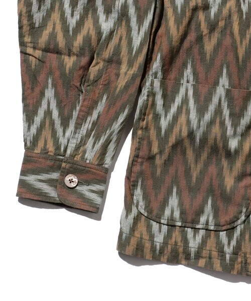 BEAMS PLUS（ビームスプラス）の「BEAMS PLUS /  イカット 4ボタン カフス ジャケット（テーラードジャケット・メンズ・オリーブ・M/L/XL/S）」の7枚目の写真