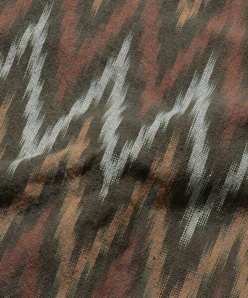 BEAMS PLUS（ビームスプラス）の「BEAMS PLUS /  イカット 4ボタン カフス ジャケット（テーラードジャケット・メンズ・オリーブ・M/L/XL/S）」の8枚目の写真