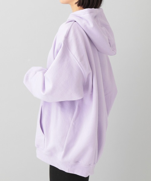 A part by（アパートバイ）の「【e/rm・別注】REGENCYWORKS（リージェンシーワークス）スウェットフーディー（パーカー・レディース・ラベンダー/オフホワイト・FREE）」の11枚目の写真