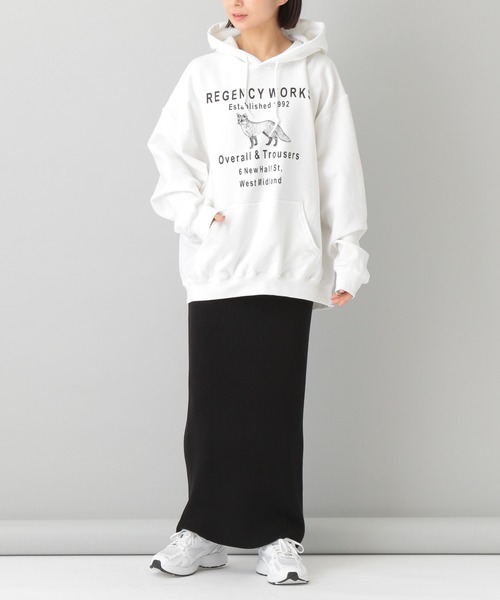 A part by（アパートバイ）の「【e/rm・別注】REGENCYWORKS（リージェンシーワークス）スウェットフーディー（パーカー・レディース・ラベンダー/オフホワイト・FREE）」の6枚目の写真