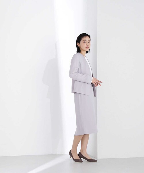 NATURAL BEAUTY BASIC(ナチュラルビューティーベーシック)の「【洗える】<ポリエステルドビーSET UP>ノーカラージャケット(ノーカラージャケット・レディース・グレー/ネイビー/ベージュ・MEDIUM/X-SMALL/SMALL/LARGE)」の9枚目の写真