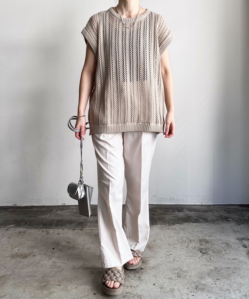 COMMON WARE（コモンウェアー）の「COMMONWARE:透かし編み メッシュ ベスト（ベスト・レディース・グリーン/ベージュ/ブラック・L/M）」の9枚目の写真