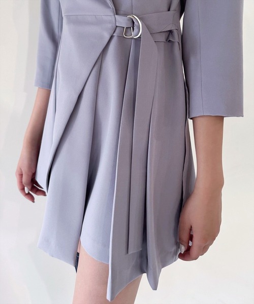 REDYAZEL(レディアゼル)の「アシメテーラージャケットワンピース(ワンピース・レディース・ラベンダー/ブルー/オフホワイト・SMALL/MEDIUM)」の5枚目の写真