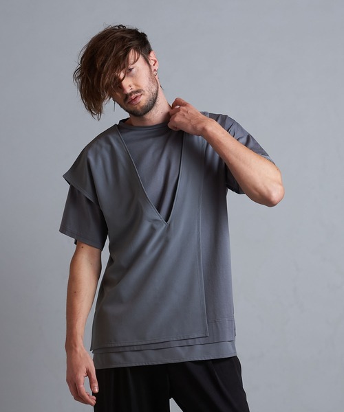 NO ID.（ノーアイディ）の「【NO ID.】Asymmetric Three-Layered Crew-Neck T-Shirt / アシンメトリー スリー レイヤード クルーネック Tシャツ（Tシャツ/カットソー・メンズ・ホワイト/グレー/ブラック・2/1）」の16枚目の写真