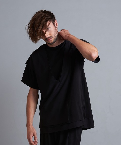 NO ID.（ノーアイディ）の「【NO ID.】Asymmetric Three-Layered Crew-Neck T-Shirt / アシンメトリー スリー レイヤード クルーネック Tシャツ（Tシャツ/カットソー・メンズ・ホワイト/グレー/ブラック・2/1）」の17枚目の写真