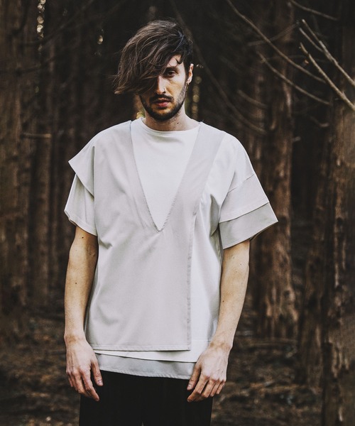 NO ID.（ノーアイディ）の「【NO ID.】Asymmetric Three-Layered Crew-Neck T-Shirt / アシンメトリー スリー レイヤード クルーネック Tシャツ（Tシャツ/カットソー・メンズ・ホワイト/グレー/ブラック・2/1）」の21枚目の写真