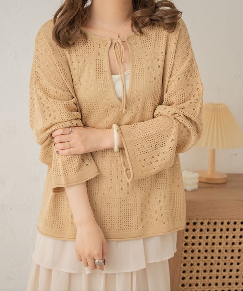Ambre Neige(アンブルネージュ)の「【前後2WAY】スキッパーメッシュトップス/WEB/EC限定商品(ニット/セーター・レディース・ベージュ/ライトブラウン/アイボリー・FREE)」の12枚目の写真