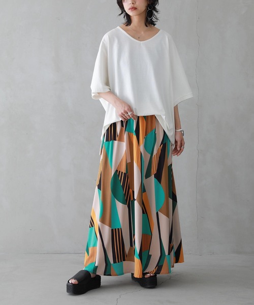 osharewalker（オシャレウォーカー）の「【廃盤】『幾何学柄プリントスカート』（スカート・レディース・ブルーグリーン・FREE）」の7枚目の写真