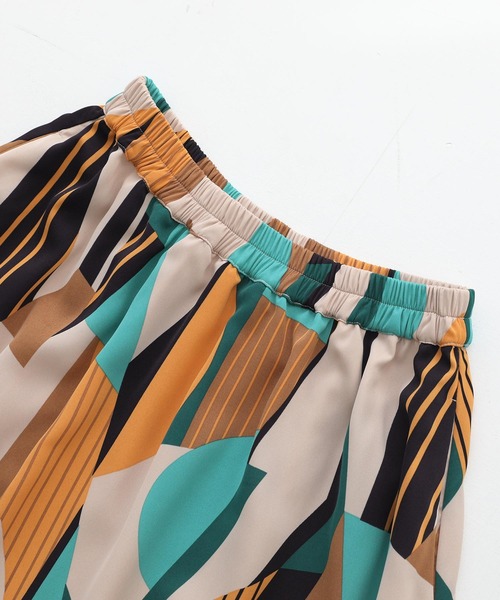 osharewalker（オシャレウォーカー）の「【廃盤】『幾何学柄プリントスカート』（スカート・レディース・ブルーグリーン・FREE）」の13枚目の写真