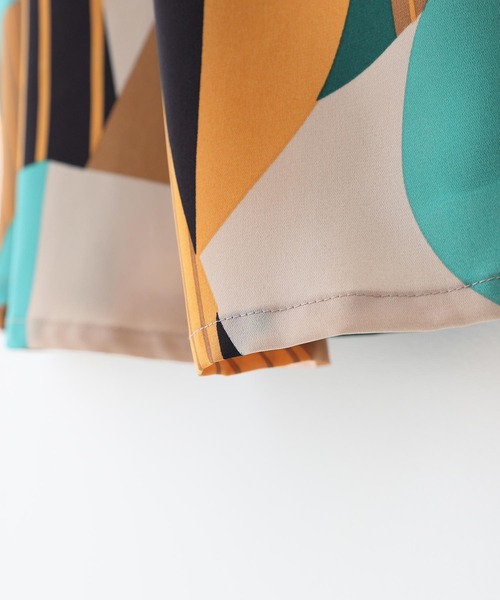 osharewalker（オシャレウォーカー）の「【廃盤】『幾何学柄プリントスカート』（スカート・レディース・ブルーグリーン・FREE）」の14枚目の写真