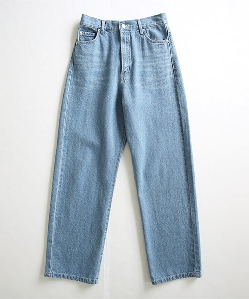 and it_（アンドイット）の「ストレートデニムパンツ（デニムパンツ・レディース・サックスブルー/インディゴブルー・M/L/LL）」の12枚目の写真