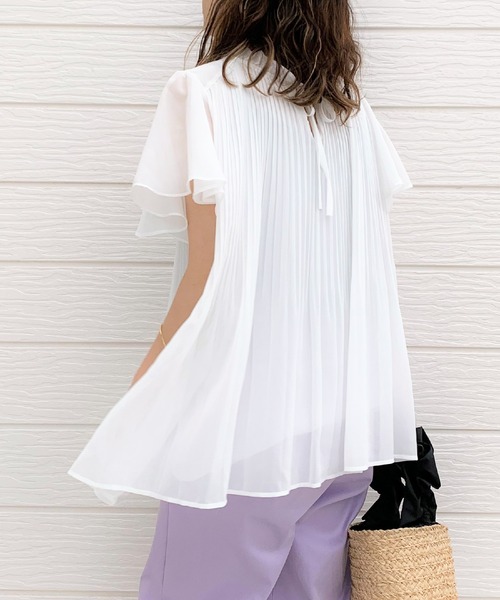 Q（キュー）の「プリーツフレアブラウス（シャツ/ブラウス・レディース・ブラック/アイボリー/レモンイエロー・MEDIUM）」の12枚目の写真