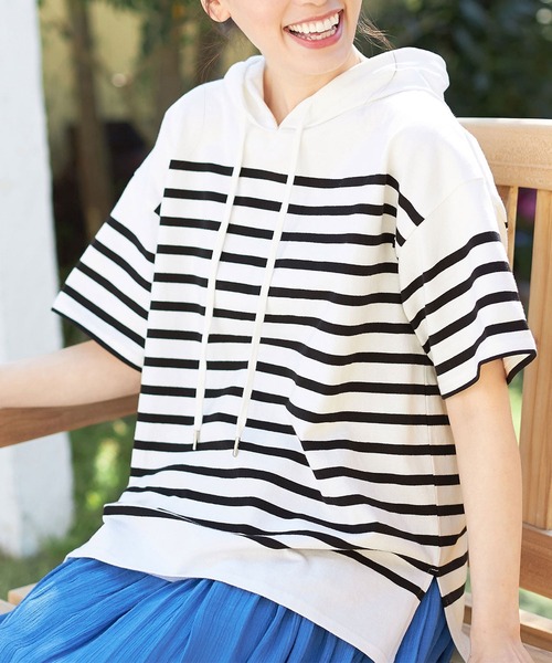 Viola e Viola（ヴィオラエヴィオラ）の「綿１００％ゆるパーカープルオーバー（Tシャツ/カットソー・レディース・ブラック/ブルー・MEDIUM/LARGE/X-LARGE/XX-LARGE）」の2枚目の写真