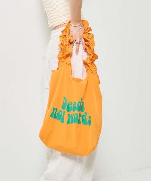 PUBLUX(パブリュクス)の「PUBLUX/パブリュクス ロゴプリントナイロンフリルトートバッグ【限定展開】(トートバッグ・レディース・オフホワイト/ピンク/オレンジ/グリーン/ブラック・フリ-)」の10枚目の写真