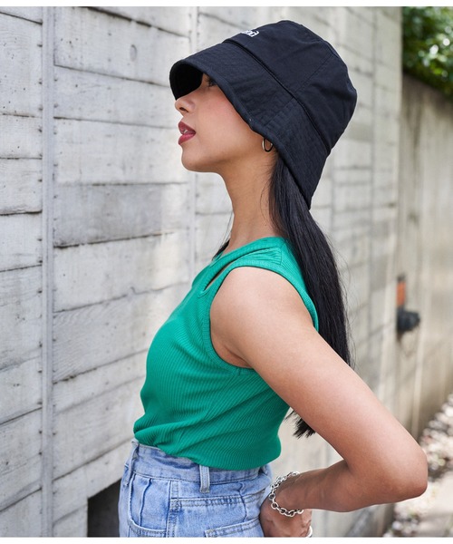 ANAP（アナップ）の「配色刺繍バケットハット（ハット・レディース・ホワイト/ブラック/グリーン・FREE）」の4枚目の写真