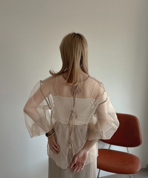 apres jour clair(アプレジュールクレア)の「【apres jour clair】オーガンジーブラウス【ZOZOTOWN限定アイテム】(シャツ/ブラウス・レディース・オレンジ/ライトベージュ/ブラック・X-LARGE/フリー)」の1枚目の写真