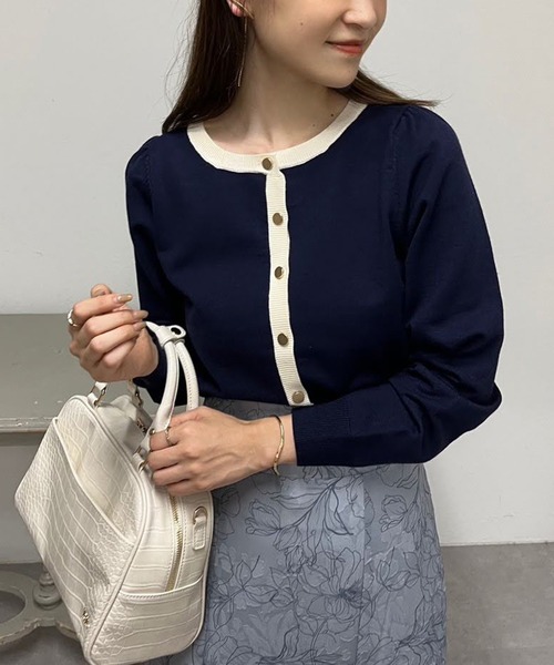 Cherie chuu(シェリーチュウ)の「【Cherie chuu】配色ニットカーディガン(カーディガン/ボレロ・レディース・杢グレー/ブルー/ホワイト×ブラック/ネイビー・FREE)」の3枚目の写真