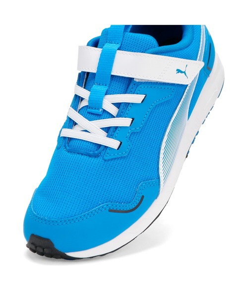 PUMA(プーマ)の「PUMA プーマ キッズ プーマ スピードモンスター V4 スニーカー 17-24cm(スニーカー・キッズ・ブルー/グレー/ブラック×レッド・20.5cm/19.5cm/18.5cm/23.0cm/20.0cm/21.5cm/18.0cm/17.0cm/19.0cm/24.0cm/17.5cm/23.5cm/22.0cm/21.0cm/22.5cm)」の8枚目の写真