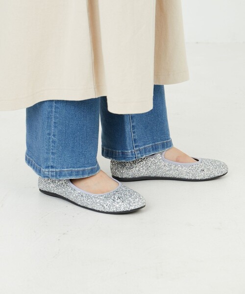 FREAK'S STORE（フリークスストア）の「限定展開　ベロア・ラメフラットメリージェーンパンプス（パンプス・レディース・レッド/その他3/シルバー/ブラック・36/37/38）」の6枚目の写真