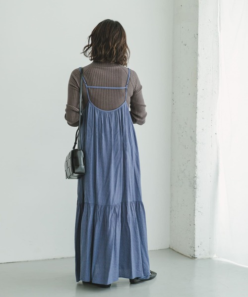 ITEMS URBANRESEARCH（アイテムズ アーバンリサーチ）の「『洗濯可』モチモチハイネックリブニット（ニット/セーター・レディース・ブルー/ブラック/オレンジ/チャコールグレー/アイボリー/グリーン系その他/イエロー・FREE）」の18枚目の写真