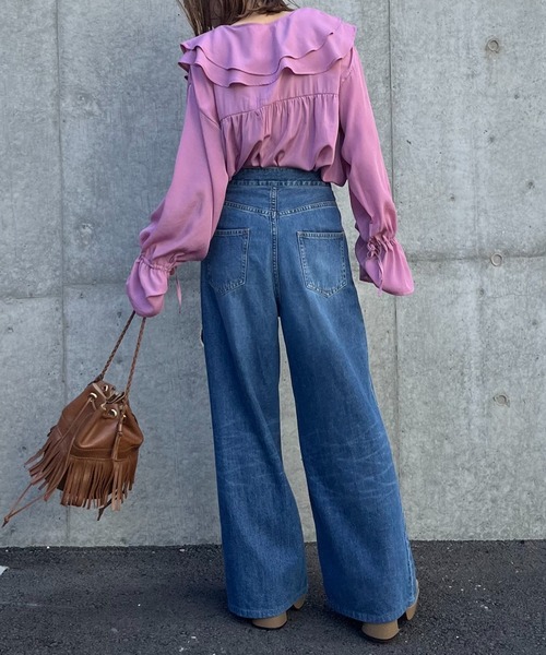 mi via loca(ミヴィアロカ)の「ビッグカラーフリルブラウス(シャツ/ブラウス・レディース・ブラック/スモークピンク/オフホワイト/ブルーグリーン・FREE)」の19枚目の写真