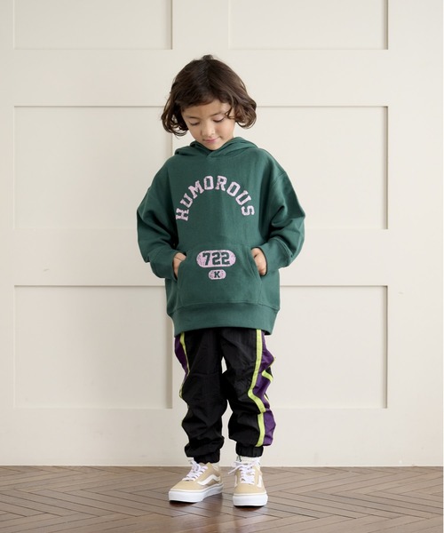 BIG FIELD（ビッグフィールド）の「フロッキープリントスウェットパーカー（90～150cm）（パーカー・キッズ・パープル/グリーン/オフホワイト・140/150/90/100/110/120/130）」の4枚目の写真