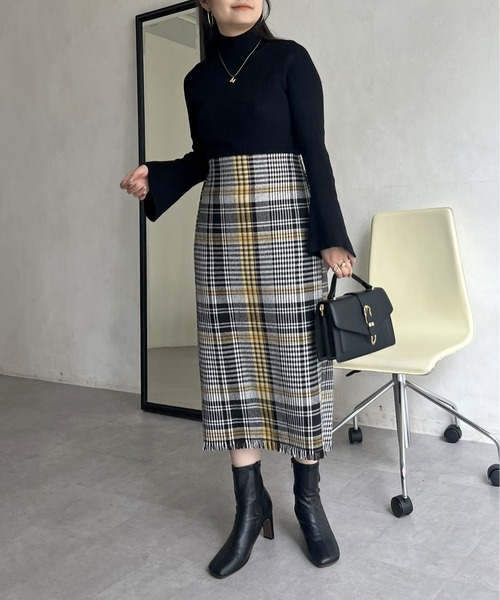 prose verse（プロズヴェール）の「裾フリンジツイードチェックスカート（スカート・レディース・ブルー/イエロー・MEDIUM）」の13枚目の写真