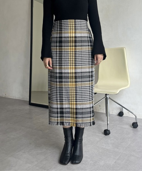 prose verse（プロズヴェール）の「裾フリンジツイードチェックスカート（スカート・レディース・ブルー/イエロー・MEDIUM）」の14枚目の写真