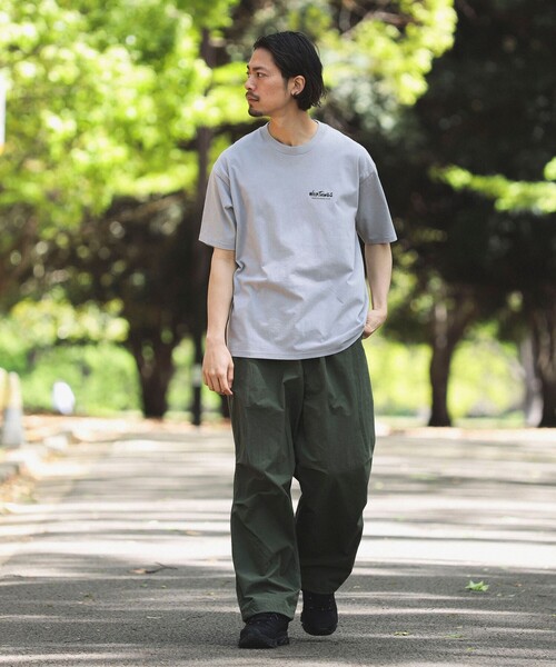 WILD THINGS(ワイルドシングス)の「WILD THINGS x B:MING by BEAMS / 別注 ロゴ Tシャツ(Tシャツ/カットソー・メンズ・ホワイト/ライトグレー/ブラック・SMALL/MEDIUM/LARGE/X-LARGE)」の11枚目の写真