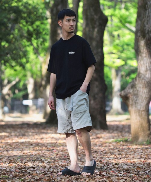 WILD THINGS(ワイルドシングス)の「WILD THINGS x B:MING by BEAMS / 別注 ロゴ Tシャツ(Tシャツ/カットソー・メンズ・ホワイト/ライトグレー/ブラック・SMALL/MEDIUM/LARGE/X-LARGE)」の16枚目の写真