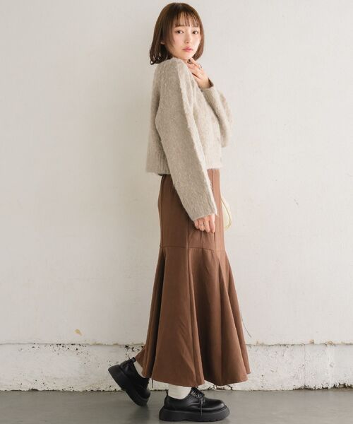 RETRO GIRL(レトロガール)の「起毛HWマーメイドSK(スカート・レディース・ナチュラル/ブラック/ブラウン・LARGE/MEDIUM)」の7枚目の写真