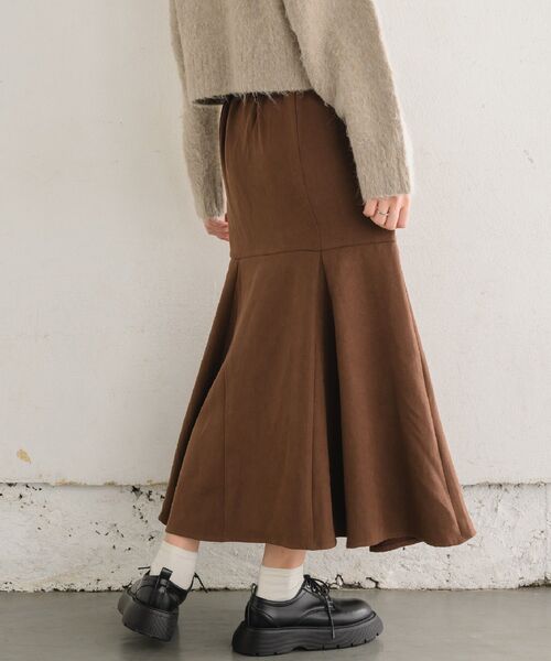 RETRO GIRL(レトロガール)の「起毛HWマーメイドSK(スカート・レディース・ナチュラル/ブラック/ブラウン・LARGE/MEDIUM)」の14枚目の写真