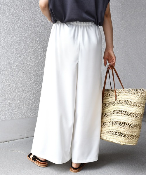 タグ付未使用✨ARTS＆SCIENCE　タックキュロットパンツ ネイビー タグ付未使用✨ARTS＆SCIENCE タックキュロットパンツ ネイビー