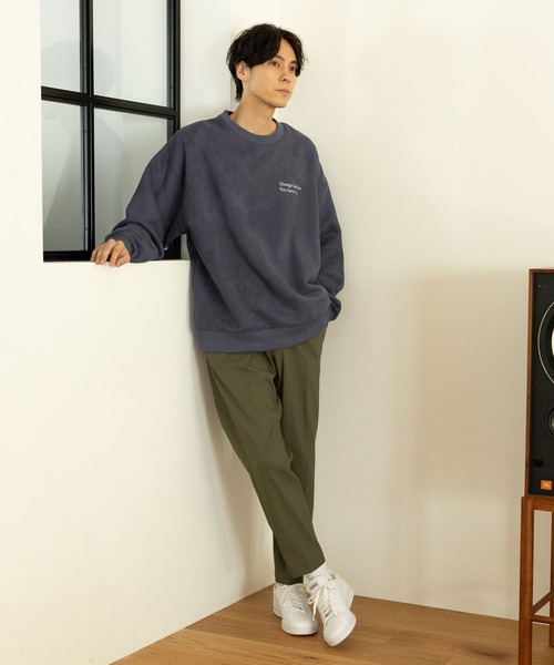 LAKOLE（ラコレ）の「スエードボア刺繍プルオーバー / 973700（スウェット・メンズ・グリーン/チャコール/パープル/アイボリー・MEDIUM/X-LARGE/SMALL/LARGE）」の5枚目の写真