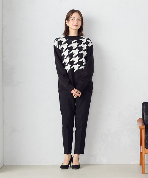 COMME CA MODELS（コムサモデルズ）の「【美しい ベーシックパンツ】裏起毛カルゼ　テーパードパンツ（その他パンツ・レディース・ブラック/ネイビー/グリーン/グレイッシュベージュ・MEDIUM/LARGE/X-SMALL/X-LARGE/SMALL）」の14枚目の写真