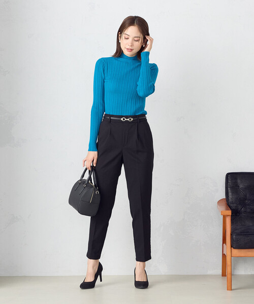 COMME CA MODELS（コムサモデルズ）の「【美しい ベーシックパンツ】裏起毛カルゼ　テーパードパンツ（その他パンツ・レディース・ブラック/ネイビー/グリーン/グレイッシュベージュ・MEDIUM/LARGE/X-SMALL/X-LARGE/SMALL）」の15枚目の写真