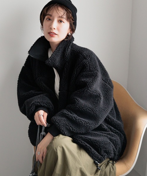 LEPSIM（レプシィム）の「リバーシブルボアナイロンBIGジャケット　989940（その他アウター・レディース・チャコールグレー/アイボリー/ブラック・FREE）」の14枚目の写真