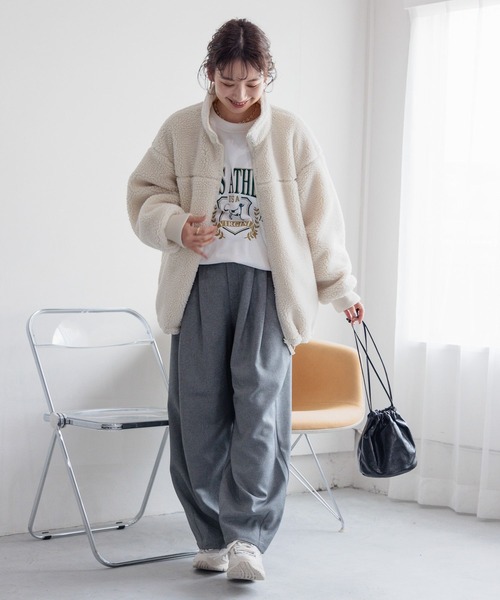 LEPSIM（レプシィム）の「リバーシブルボアナイロンBIGジャケット　989940（その他アウター・レディース・チャコールグレー/アイボリー/ブラック・FREE）」の9枚目の写真