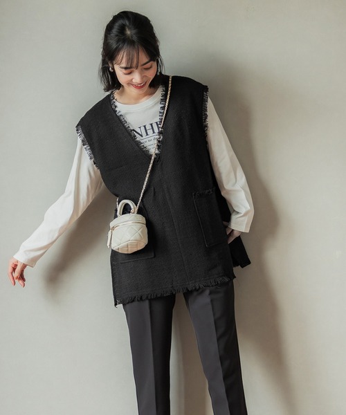 coca（coca）（コカ）の「ツイードフリンジVネックベスト（ベスト・レディース・ブラック/ホワイト・ONE SIZE）」の7枚目の写真