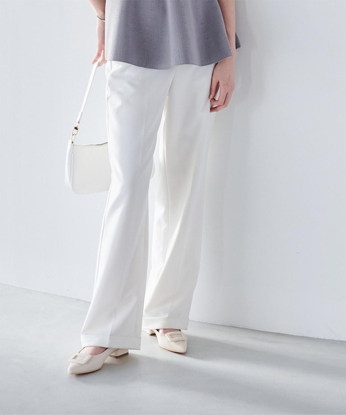 UR'S(ユアーズ)の「3cmヒールバックルデザインパンプス(パンプス・レディース・アイボリー/ブラック/キャメル・M/S/LL/L)」の4枚目の写真