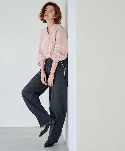 UR'S(ユアーズ)の「3cmヒールバックルデザインパンプス(パンプス・レディース・アイボリー/ブラック/キャメル・M/S/LL/L)」の9枚目の写真