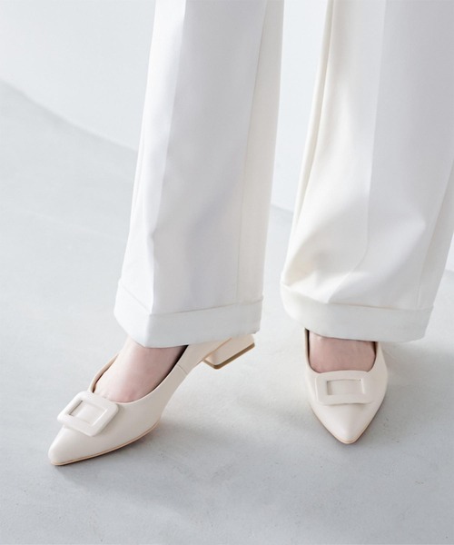 UR'S(ユアーズ)の「3cmヒールバックルデザインパンプス(パンプス・レディース・アイボリー/ブラック/キャメル・M/S/LL/L)」の18枚目の写真