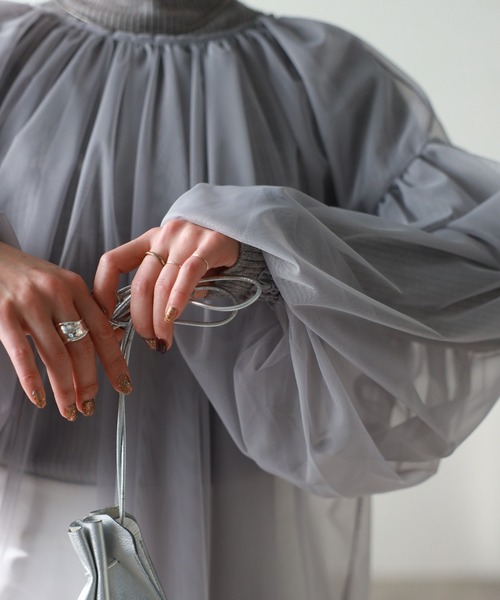 r.（アールドット）の「チュールレイヤードギャザーブラウス（シャツ/ブラウス・レディース・アイボリー/グレー/ネイビー/ブラック/グレイッシュベージュ・FREE）」の15枚目の写真