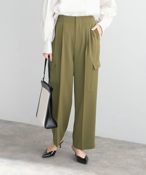 URBAN RESEARCH ROSSO WOMEN（アーバンリサーチ　ロッソ）の「センタープレスカーゴパンツ（その他パンツ・レディース・アイボリー/カーキ・FREE）」の6枚目の写真