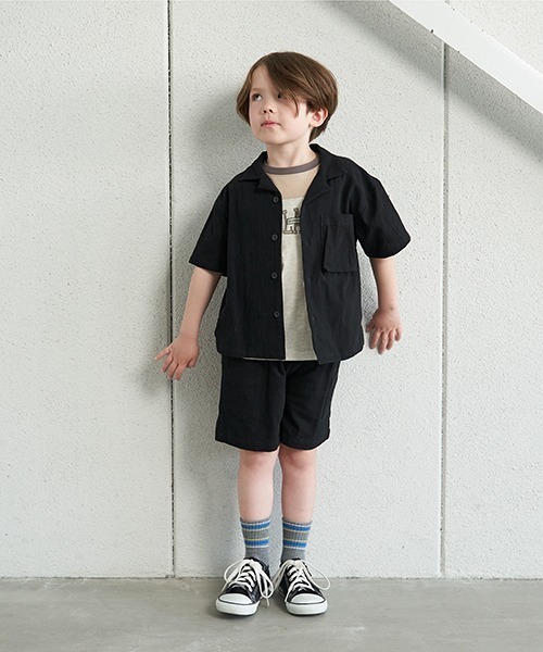 b・ROOM（ビールーム）の「【セットアップ】オープンカラーシャツ&イージーパンツ（シャツ/ブラウス・キッズ・レッド/カーキ/ブルーグリーン/ブラック/ベージュ・110cm/120cm/130cm/150cm/140cm/100cm）」の2枚目の写真