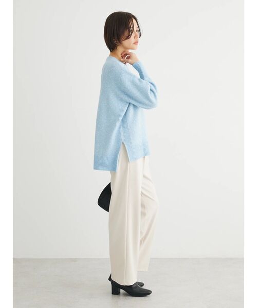 Petit fleur（プチフルール）の「・Petit　Fleur　タックテーパードパンツ（その他パンツ・レディース・ブラック/グレイッシュベージュ/アイボリー/ブルー・FREE）」の14枚目の写真